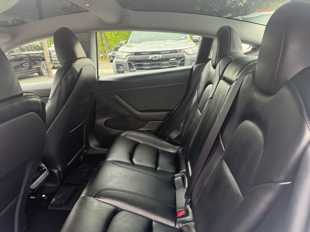 Used 2023 Tesla Model 3 Standard Range RWD image 22