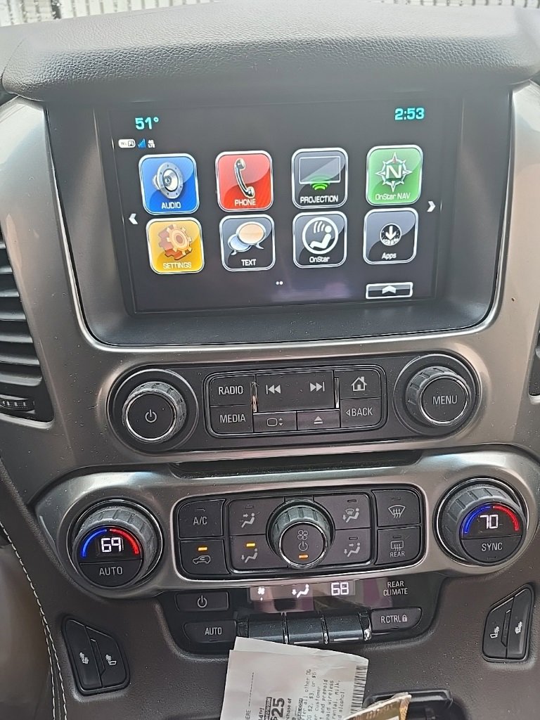 Used 2018 Chevrolet Suburban LT w/ LT Signature Package image 5