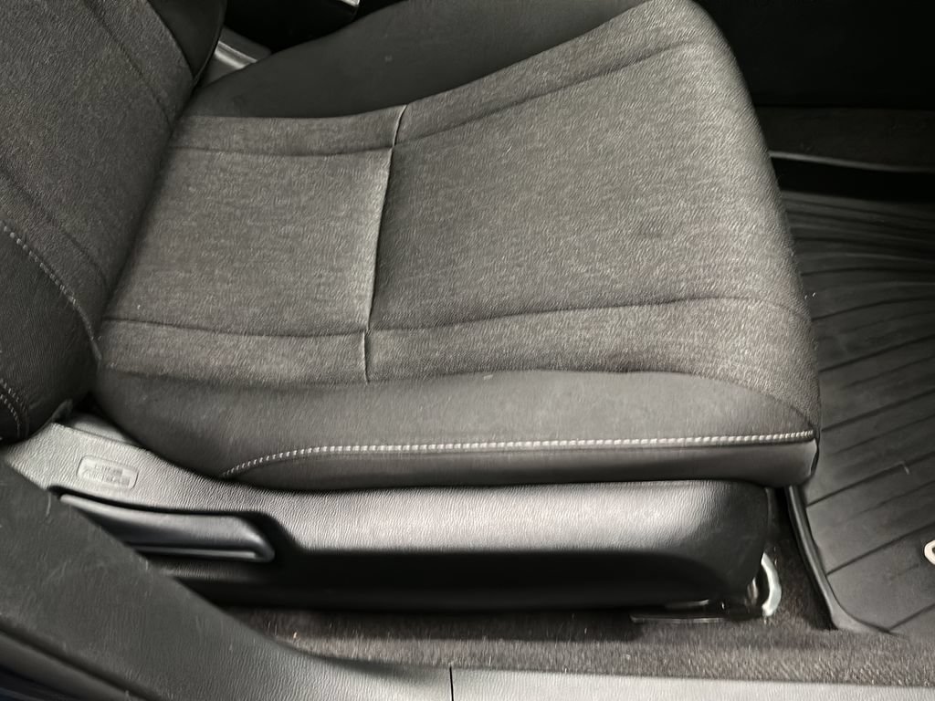Certified 2023 Honda Accord EX image 19