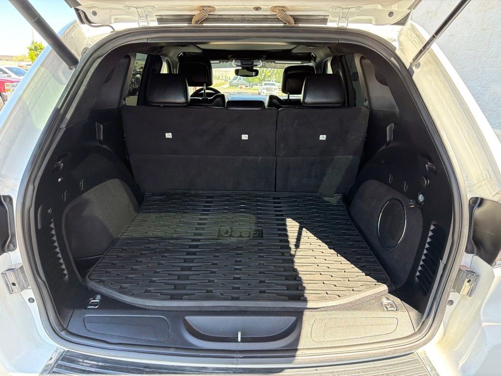 Certified 2020 Jeep Grand Cherokee Limited w/ Luxury Group II AWD/4WD image 27