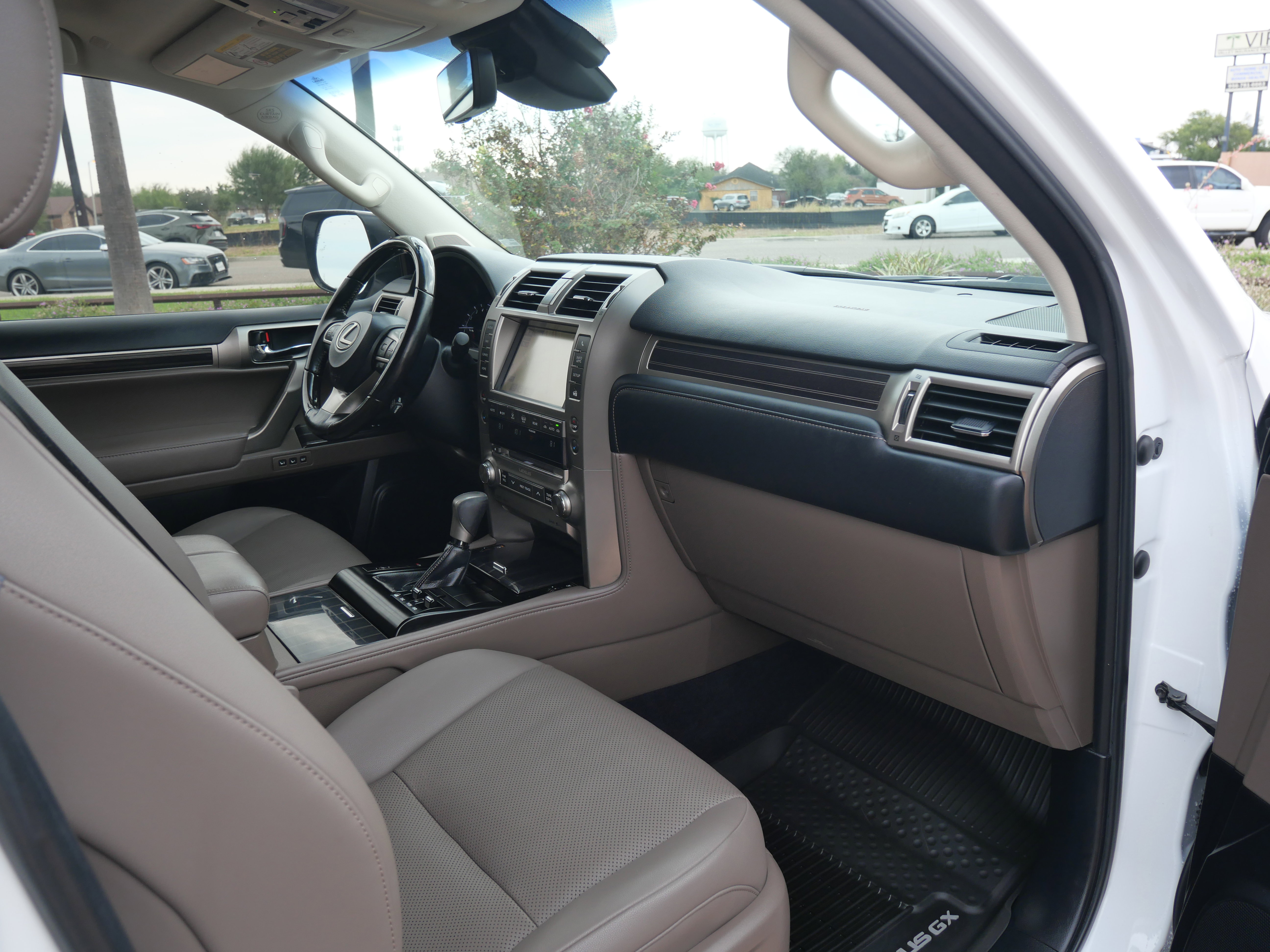 Used 2020 Lexus GX 460 Premium image 15