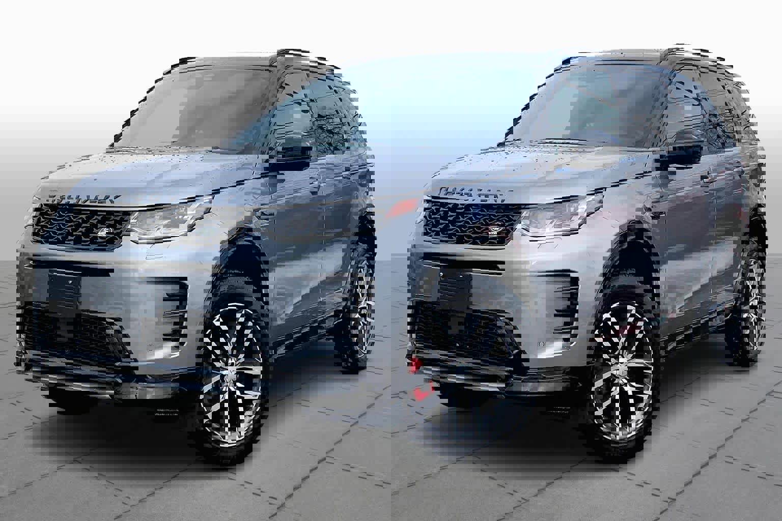 Certified 2025 Land Rover Discovery Sport Dynamic SE image 1
