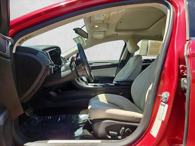 Used 2016 Ford Fusion Titanium FWD image 15