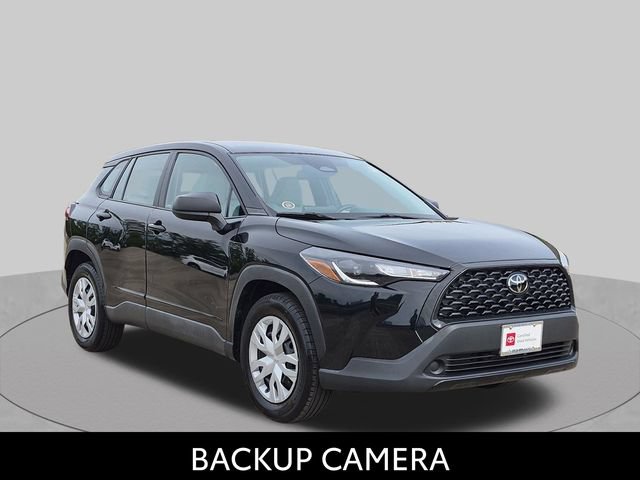 Certified 2023 Toyota Corolla Cross L AWD/4WD image 3