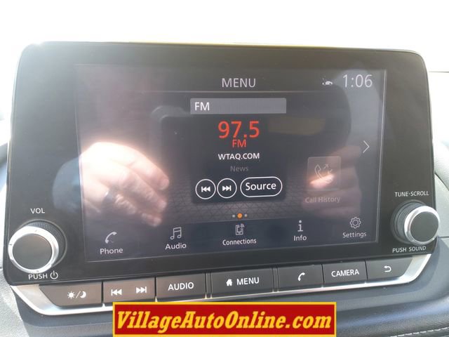 Used 2022 Nissan Rogue SV image 18