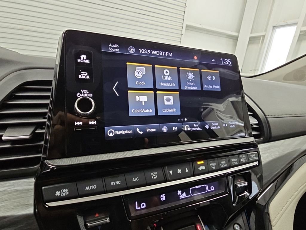 New 2026 Honda Odyssey Elite image 18