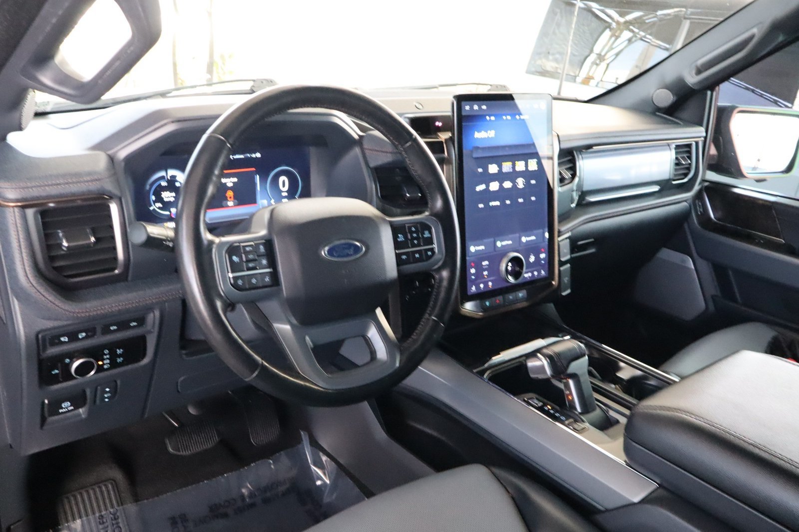 Used 2023 Ford F150 Lightning Lariat w/ Equipment Group 511A High AWD/4WD image 18