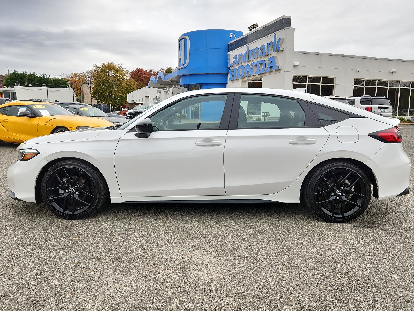 Used 2025 Honda Civic Sport image 7