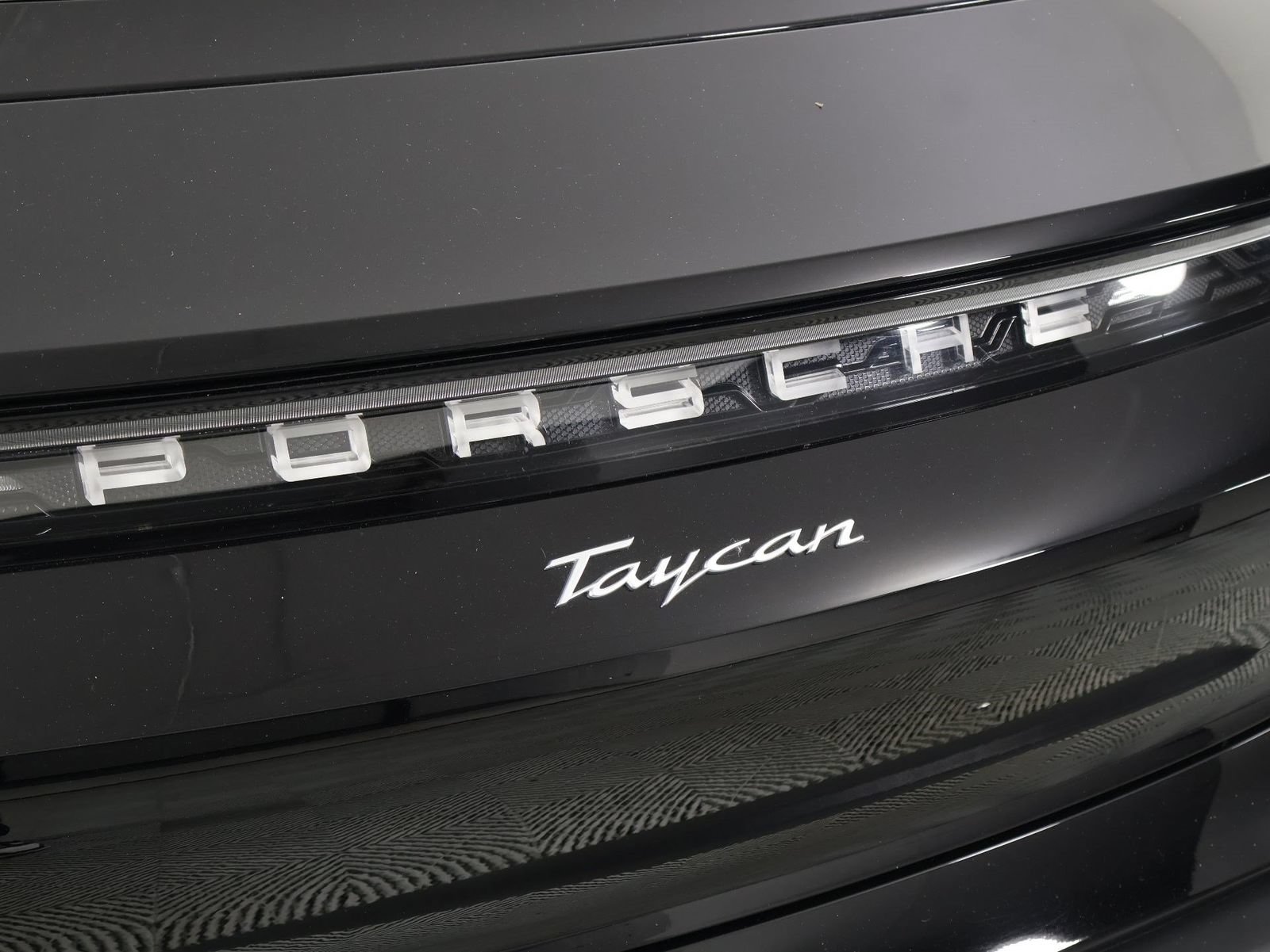 Certified 2023 Porsche Taycan RWD image 22