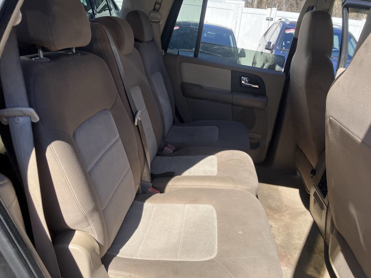 Used 2006 Ford Expedition XLT image 30