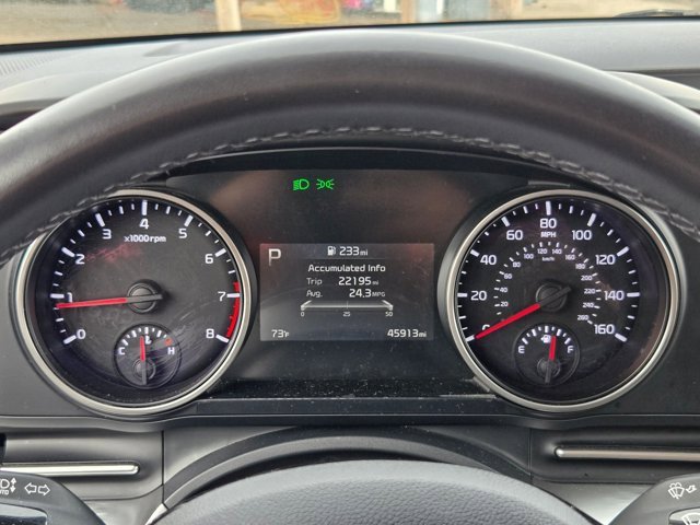 Used 2024 Kia Carnival LX image 16