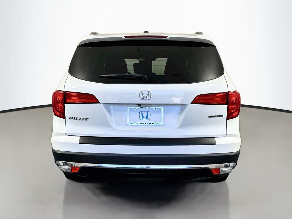 Certified 2017 Honda Pilot Touring image 6