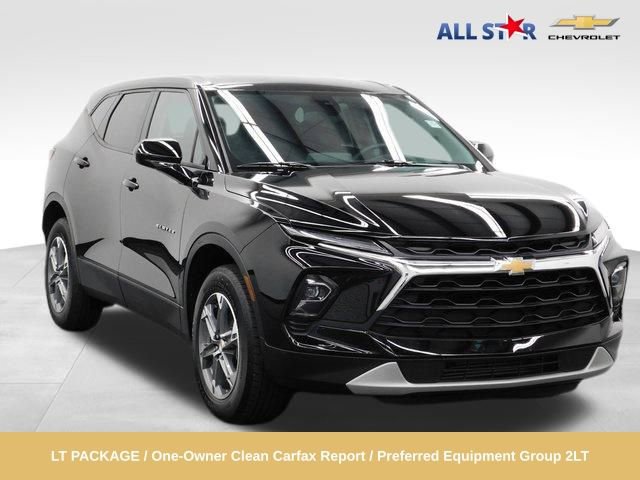 Used 2025 Chevrolet Blazer LT image 1