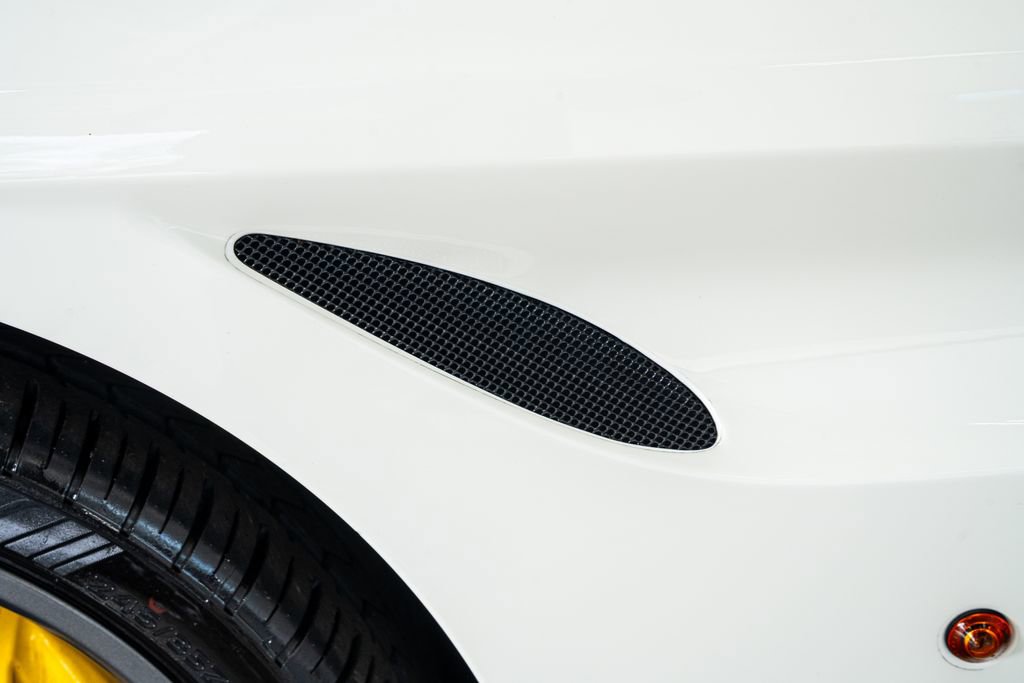 Used 2016 Ferrari California T image 24