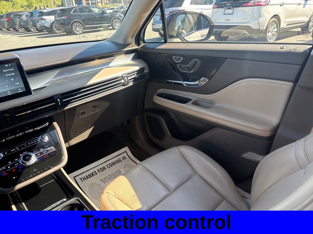Used 2020 Lincoln Corsair AWD w/ Equipment Group 101A image 12