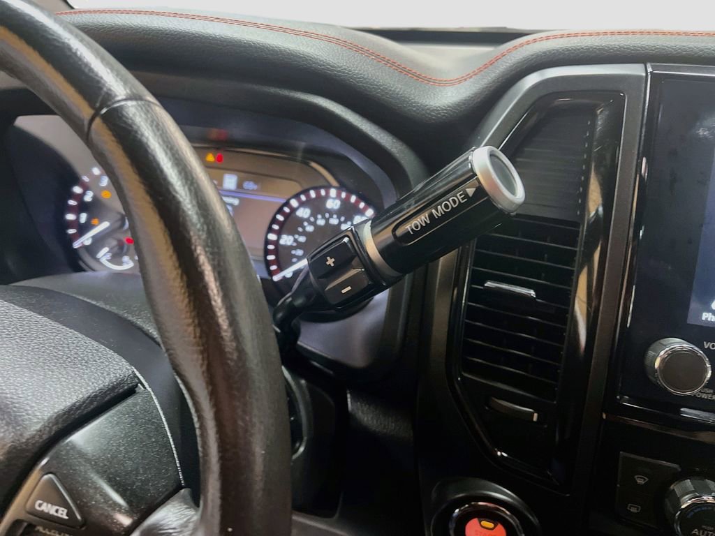 Used 2024 Nissan Titan PRO-4X w/ Pro-4x Convenience Package AWD/4WD image 17