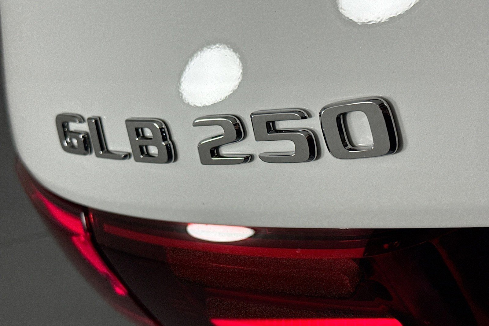 New 2026 Mercedes-Benz GLB 250 image 8