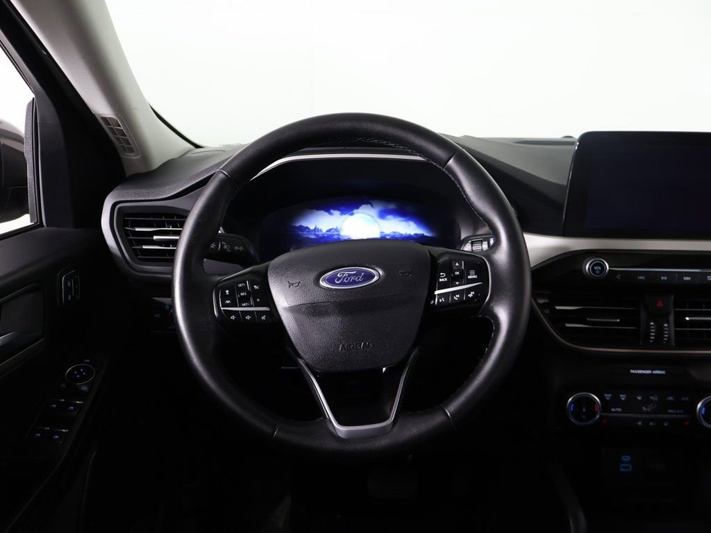Used 2022 Ford Escape SEL w/ Technology Package image 43