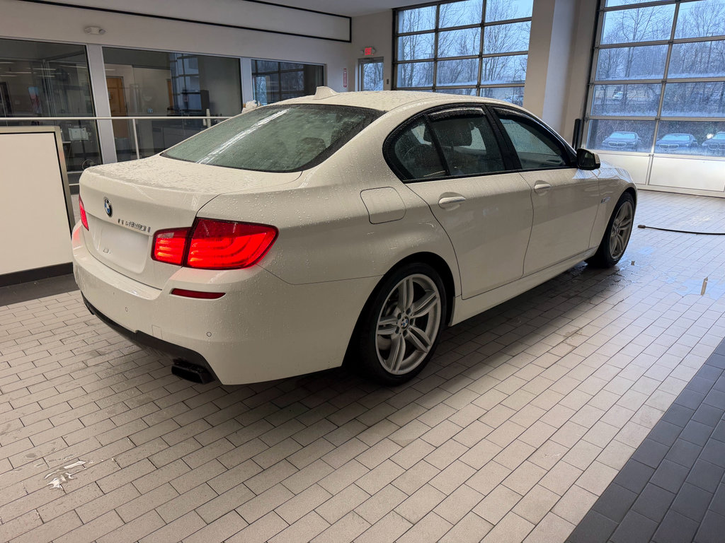 Used 2012 BMW 550i Sedan image 5