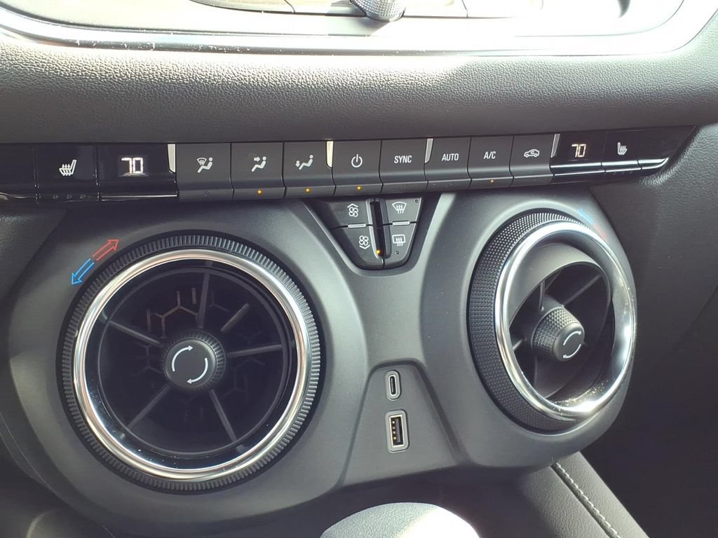 Used 2024 Chevrolet Blazer LT w/ Convenience Package AWD/4WD image 20