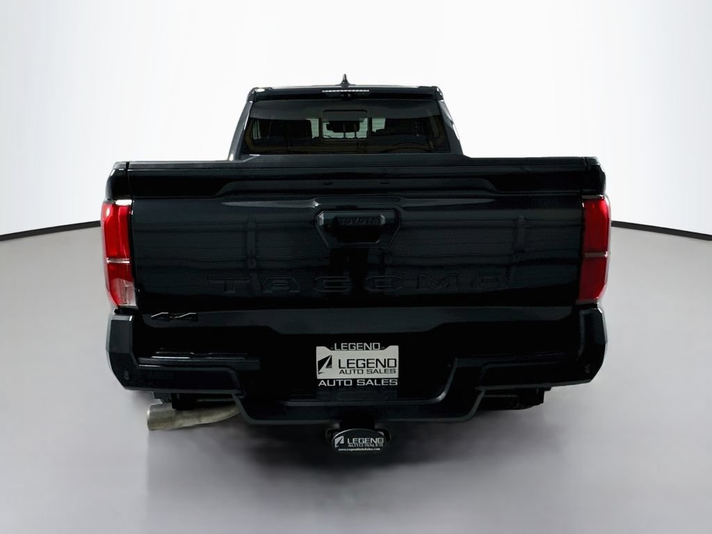Used 2024 Toyota Tacoma TRD Sport w/ TRD Sport Premium Package AWD/4WD image 7