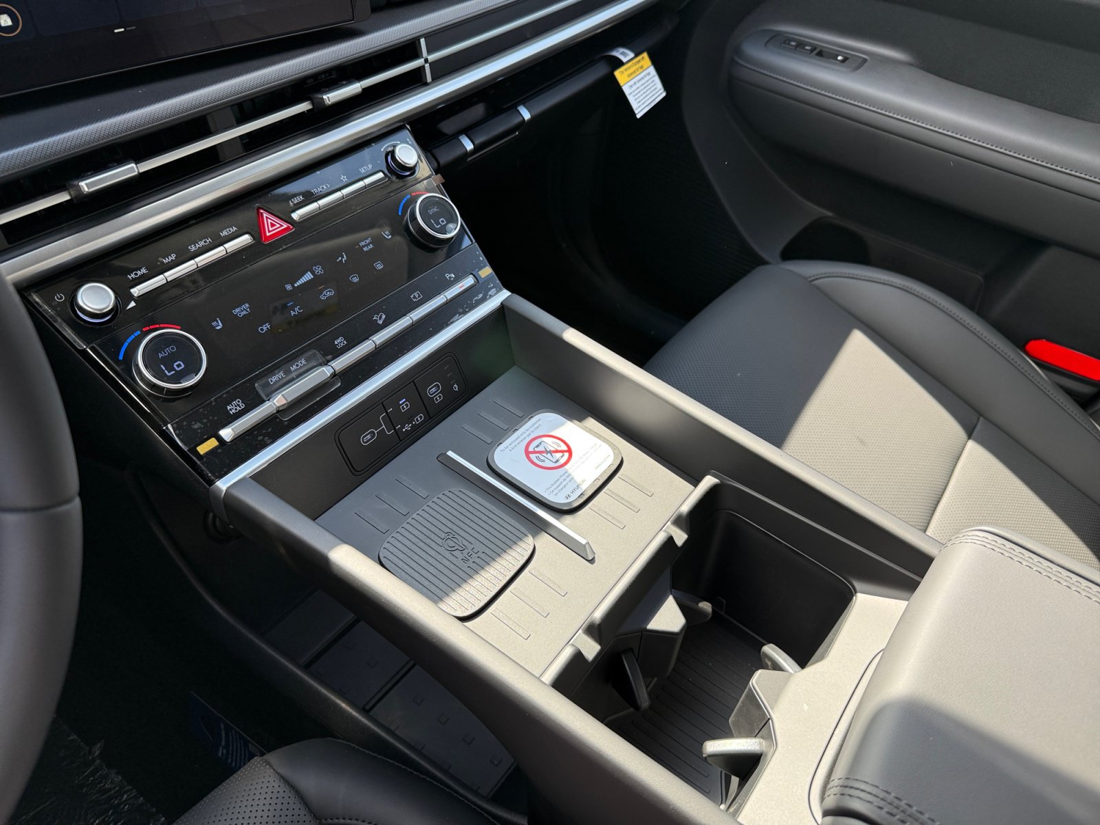 New 2026 Hyundai Santa Fe SEL AWD/4WD image 13