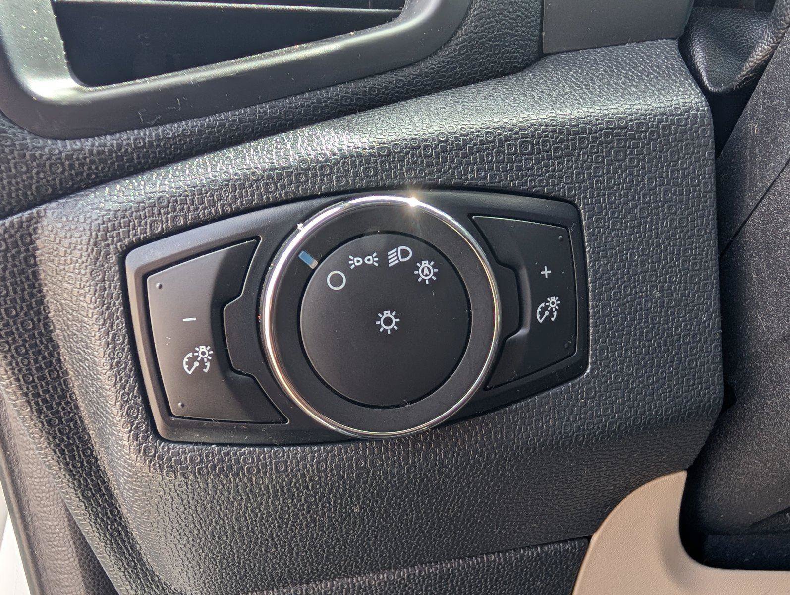 Used 2018 Ford EcoSport S FWD image 24
