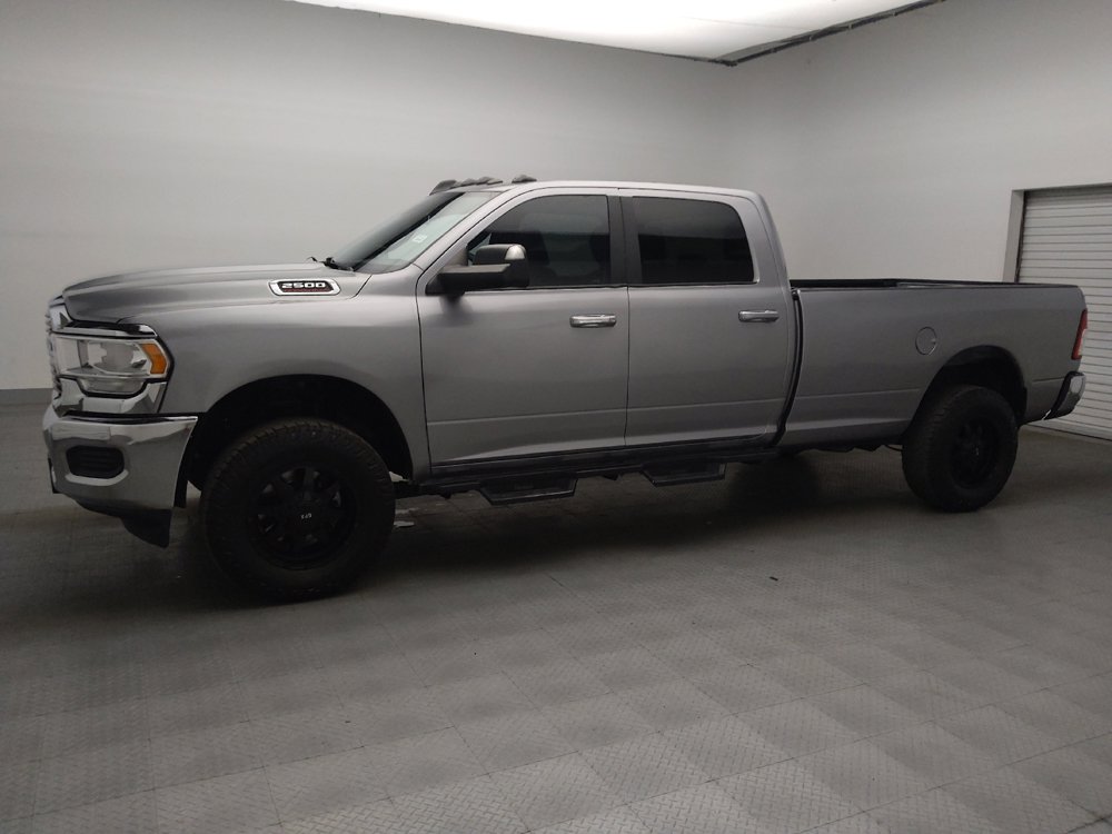 Used 2021 RAM 2500 Big Horn AWD/4WD image 2