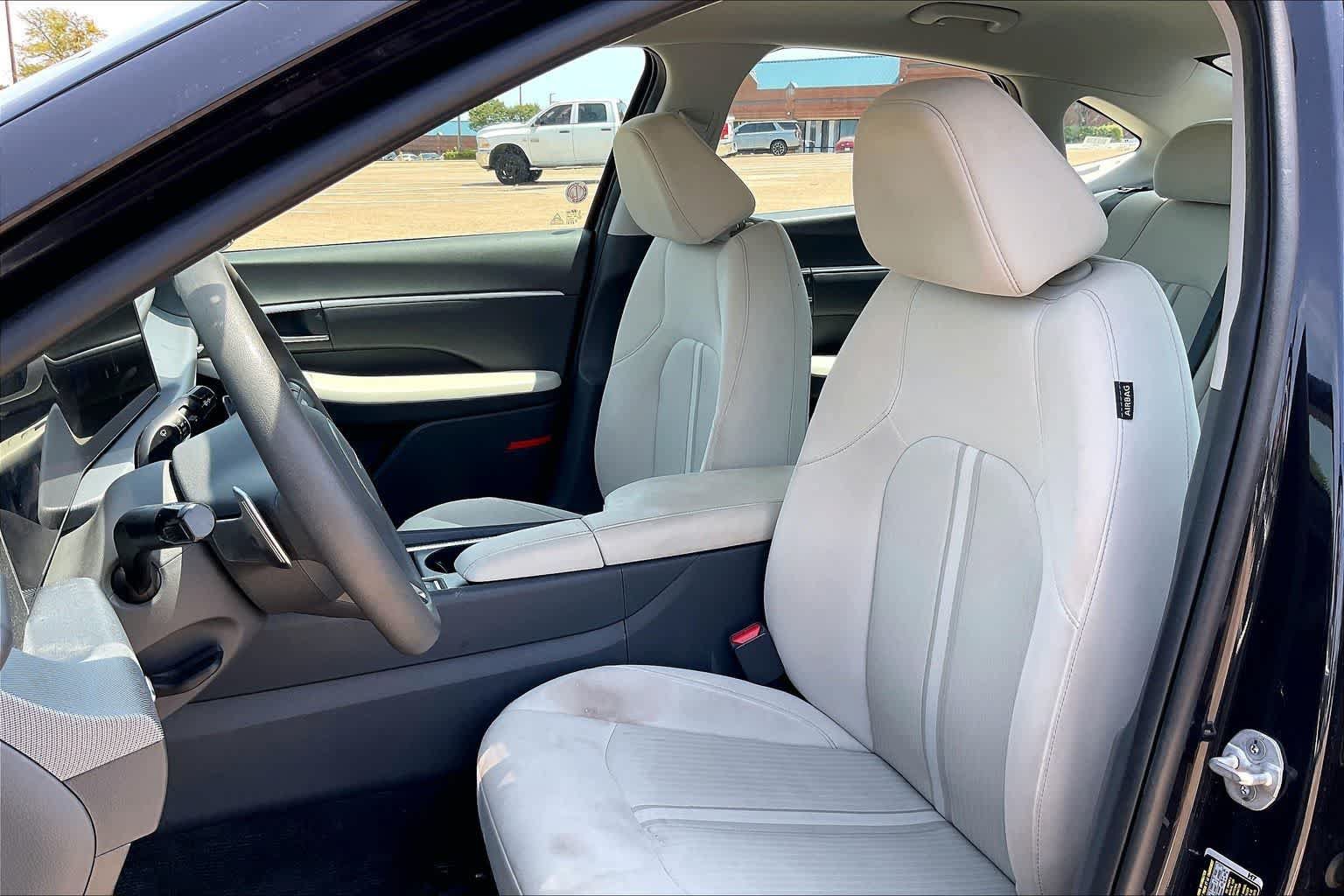 Used 2025 Hyundai Sonata SEL FWD image 9