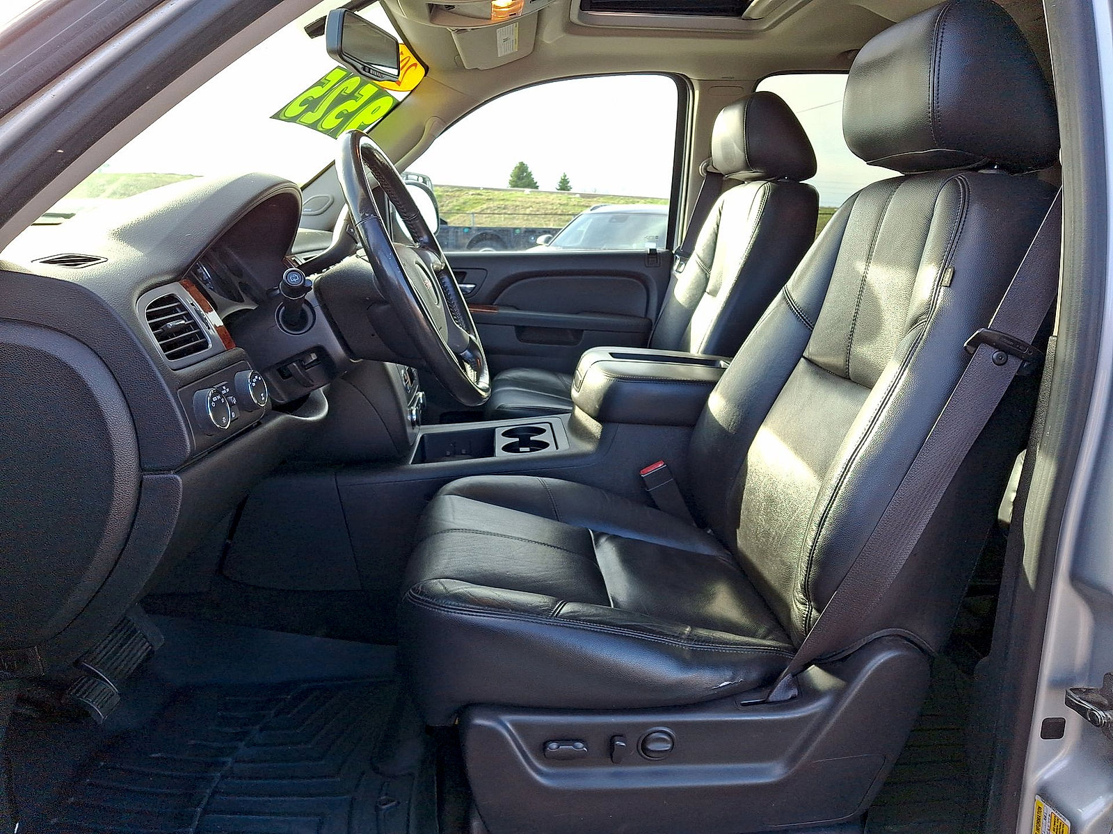 Used 2012 GMC Yukon SLT w/ Regional Value Package AWD/4WD image 11