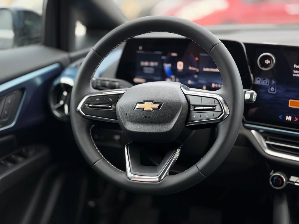 New 2026 Chevrolet Equinox EV LT AWD/4WD image 11