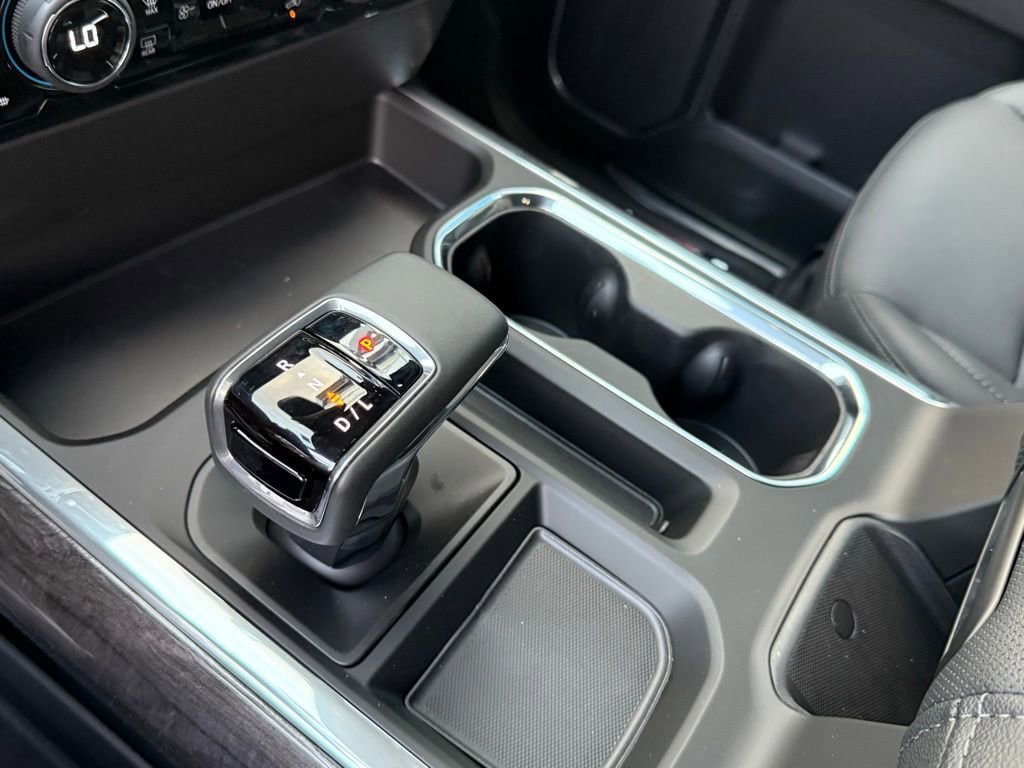 New 2026 Chevrolet Silverado 1500 LTZ w/ Z71 Off-Road Package AWD/4WD image 25
