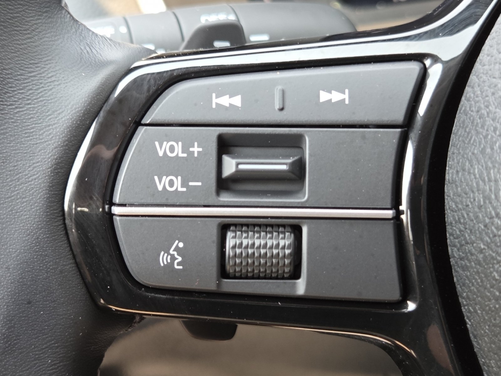 Certified 2024 Honda Civic Touring image 12