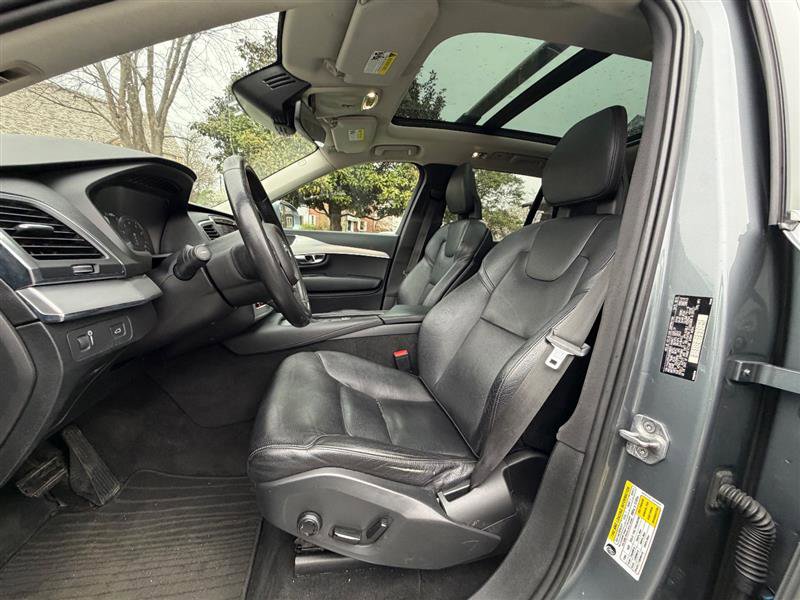 Used 2016 Volvo XC90 T6 Momentum image 26