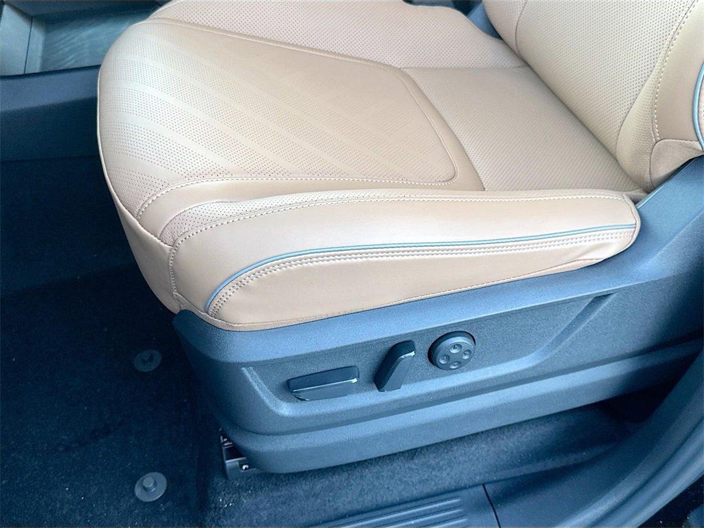 New 2026 INFINITI QX80 Luxe w/ Cargo Package image 20