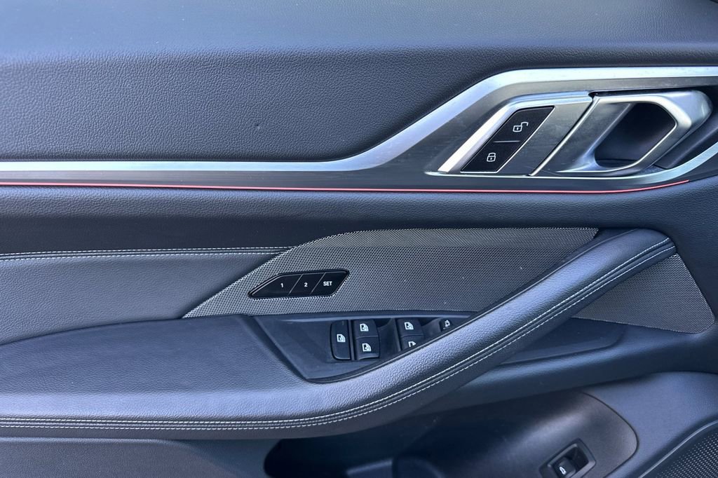 Used 2023 BMW i4 eDrive35 w/ Premium Package image 10