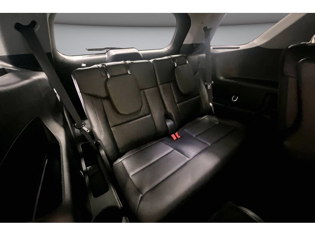 Used 2024 Ford Explorer Limited w/ Equipment Group 301A AWD/4WD image 43