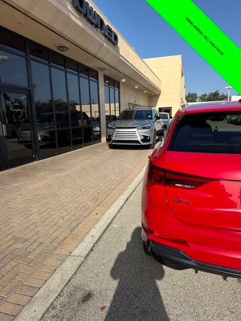 Used 2020 Audi Q3 2.0T Premium Plus w/ Premium Plus Package AWD/4WD image 16