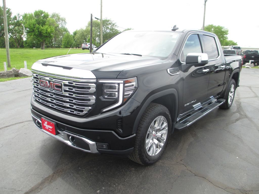 Used 2024 GMC Sierra 1500 Denali AWD/4WD image 11