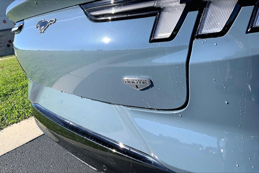 Used 2023 Ford Mustang Mach-E California Route 1 AWD/4WD image 4