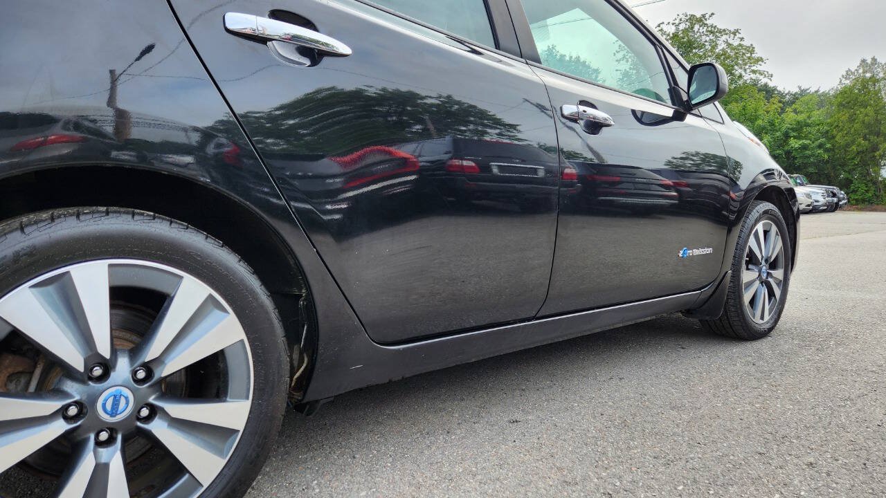 Used 2013 Nissan Leaf SL FWD image 16