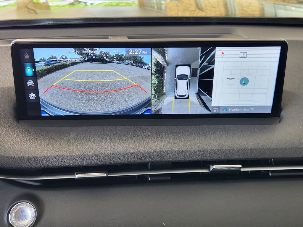 Used 2023 Genesis Electrified GV70 Advanced image 17