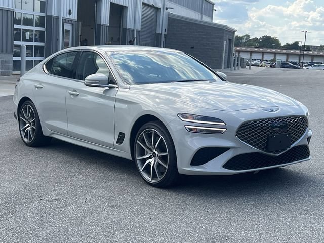 Used 2025 Genesis G70 2.5T RWD image 15