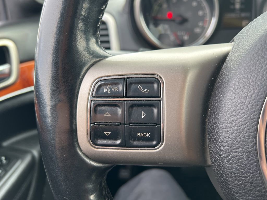 Used 2011 Jeep Grand Cherokee Overland image 15
