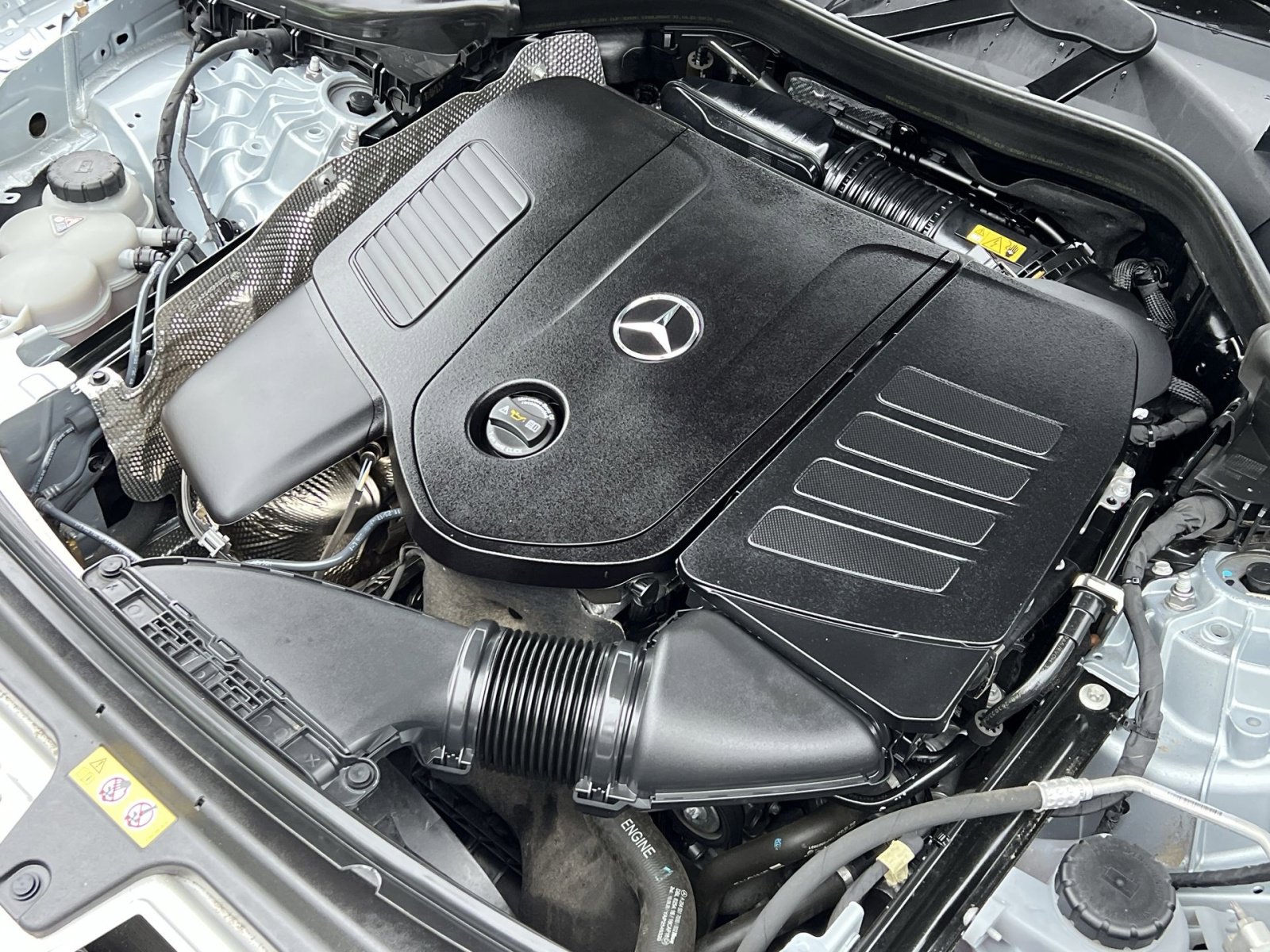 Certified 2024 Mercedes-Benz GLC 300 4MATIC image 27