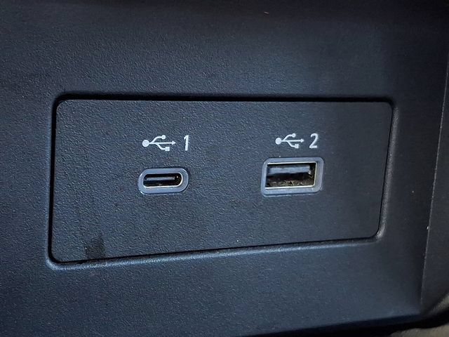 Used 2021 Nissan Titan PRO-4X w/ Pro-4x Convenience Package AWD/4WD image 26