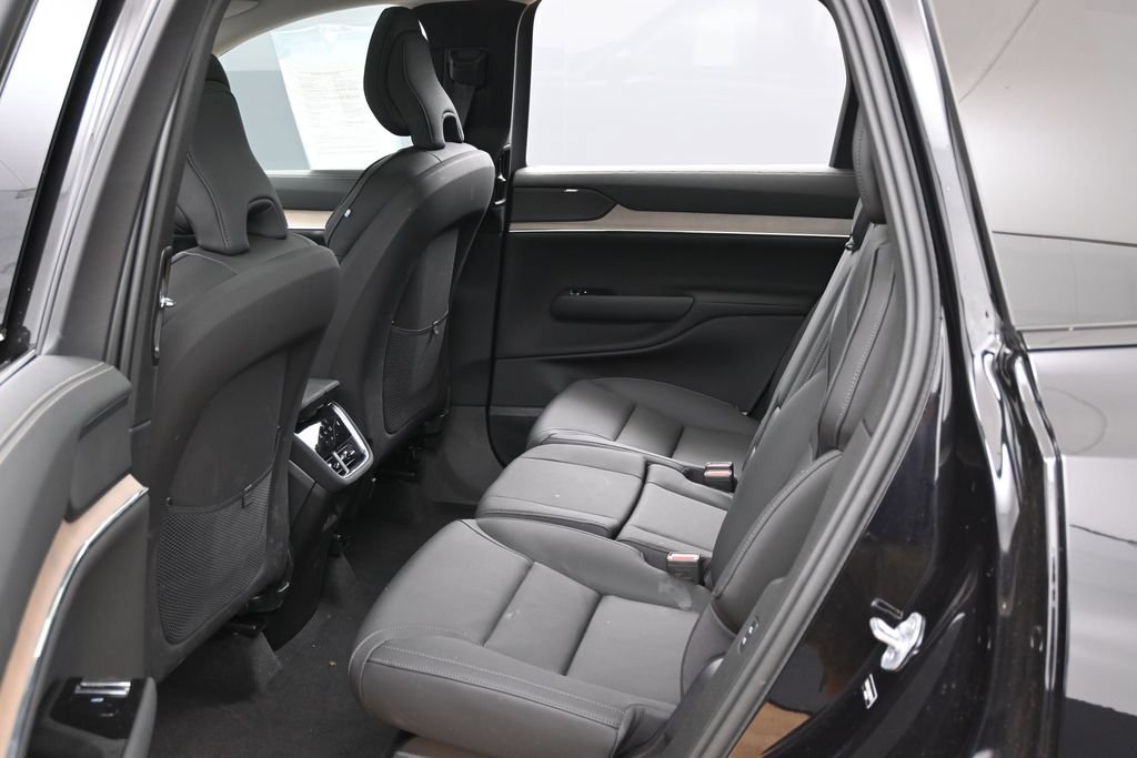 Used 2025 Volvo EX90 Ultra w/ Protection Package Premier AWD/4WD image 32
