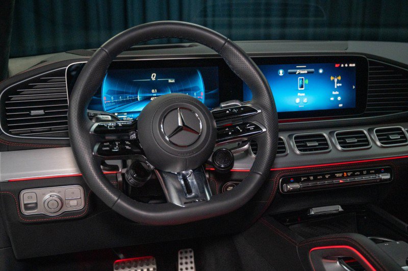 Used 2025 Mercedes-Benz GLE 63 AMG S image 18