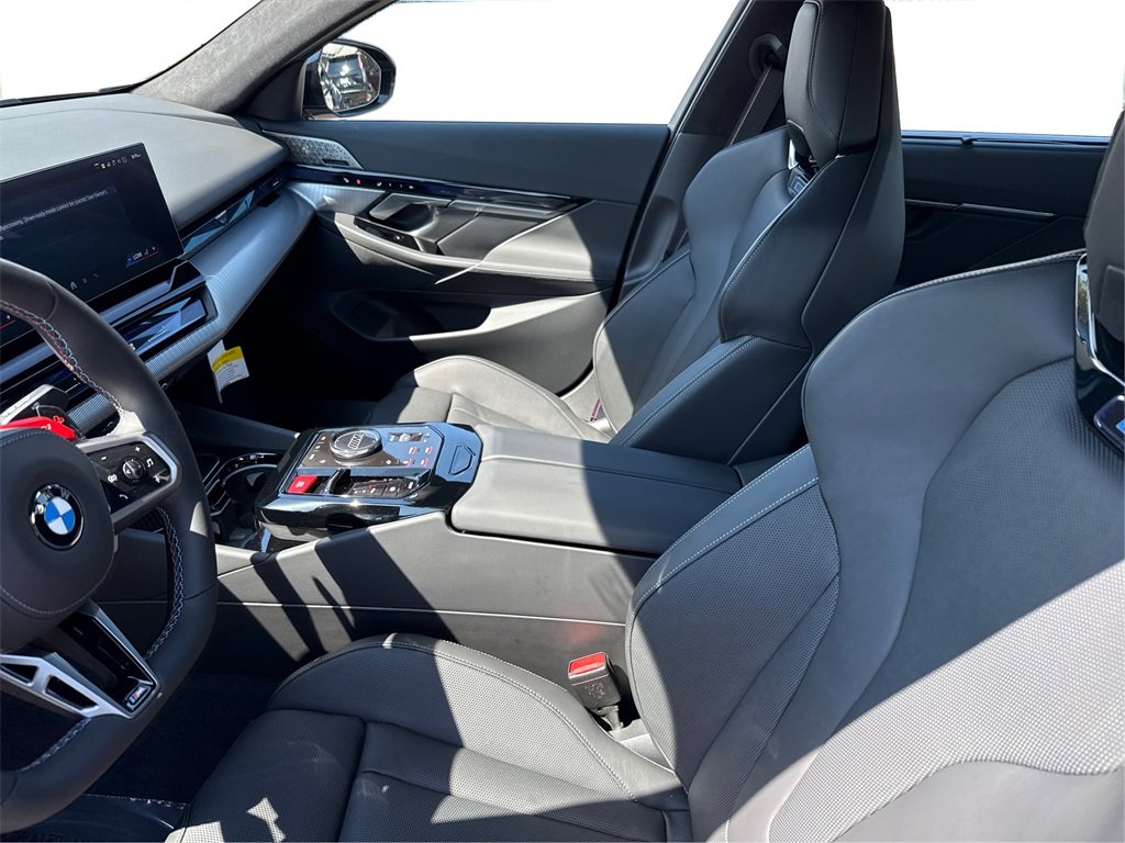 New 2026 BMW M5 w/ Executive Package image 9