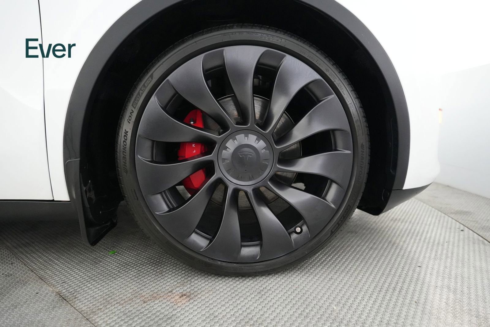 Used 2024 Tesla Model Y Performance AWD/4WD image 20